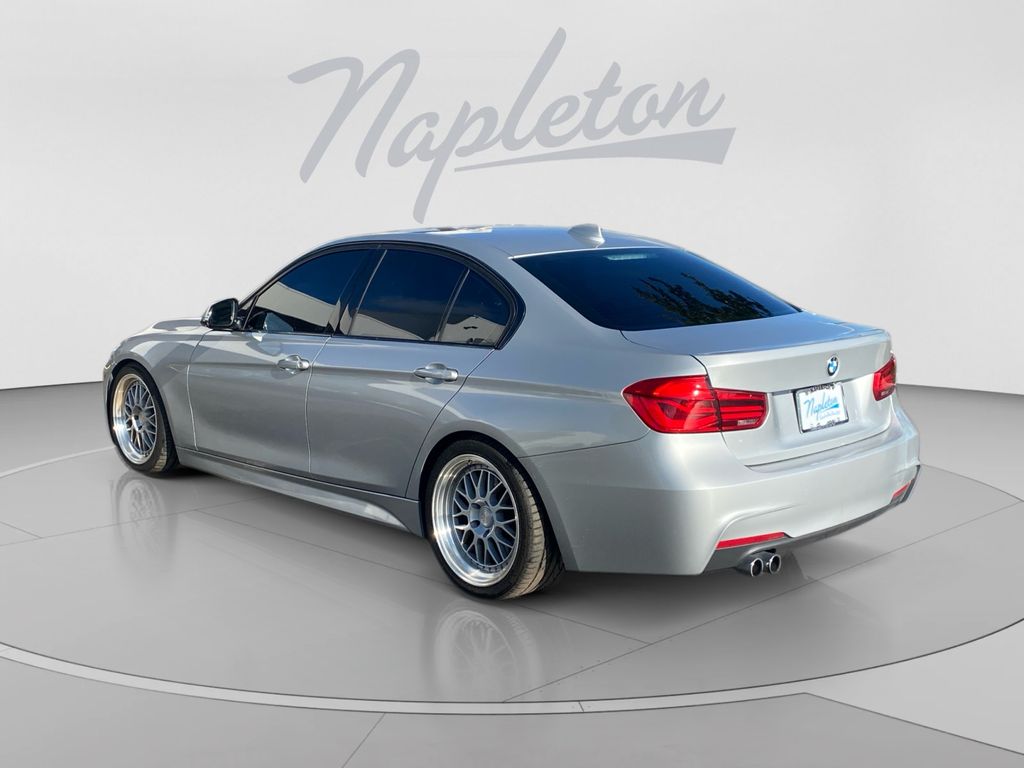 bmw 3 series 2018 WBA8B9C58JEE81757 image bmw 3 series 2018 WBA8B9C58JEE81757 image
